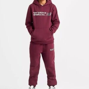 NWT NEW BALANCE LINEAR LOGO PULLOVER HOODIE & JOGGER SET SZ LARGE 12/13 BOYS
